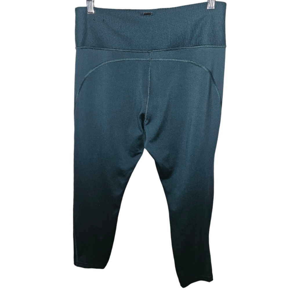 NWOT Victoria Secret On Point Flow Corset Front Tie Leggings - Picture 2 of 3